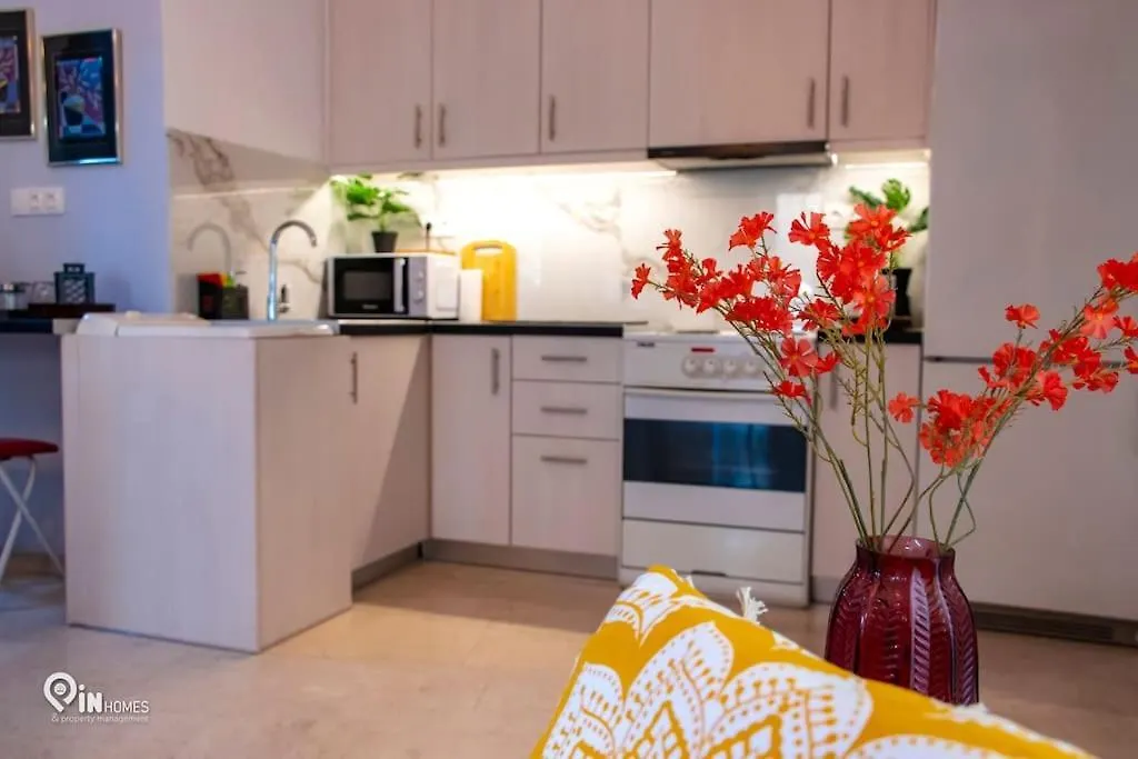 Sophia'S - Central Apartment Near Egaleo Metro-Athens-1